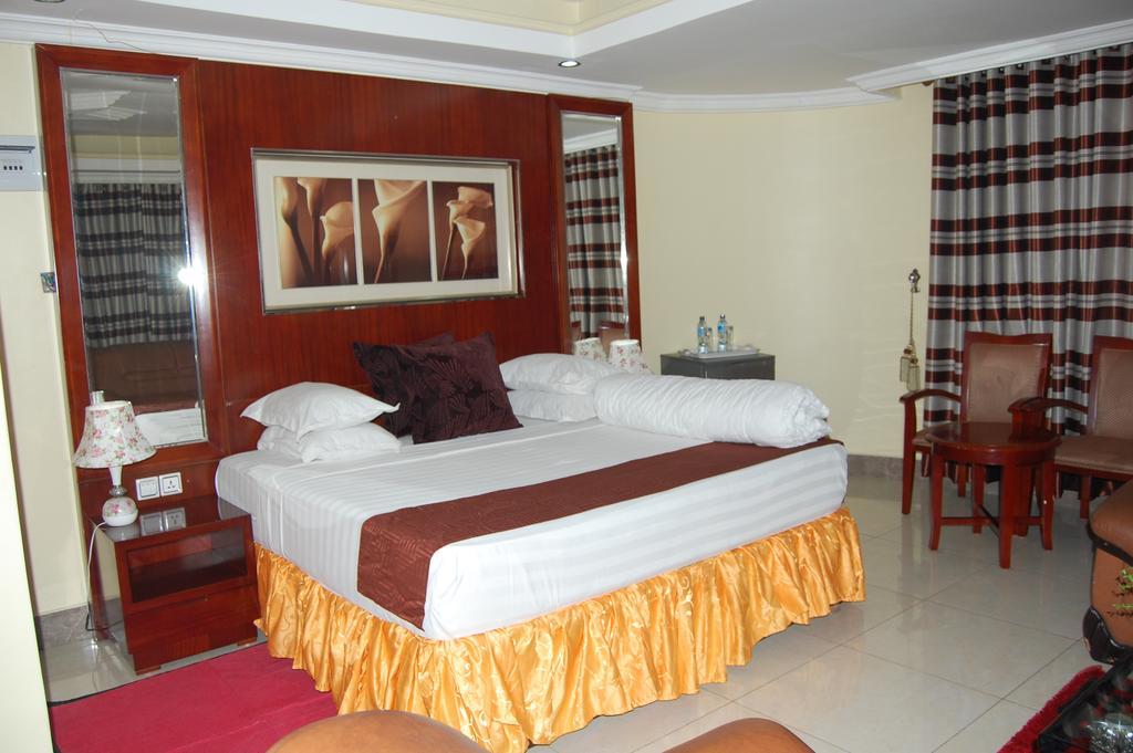 Donsuite Hotel Dar es Salaam Zewnętrze zdjęcie