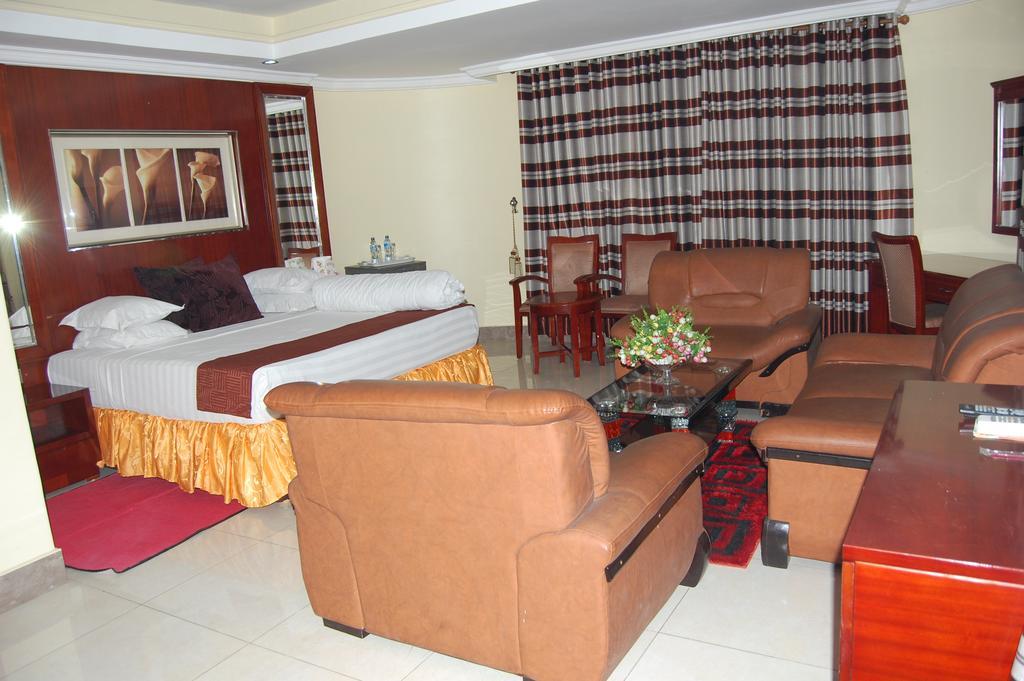 Donsuite Hotel Dar es Salaam Zewnętrze zdjęcie