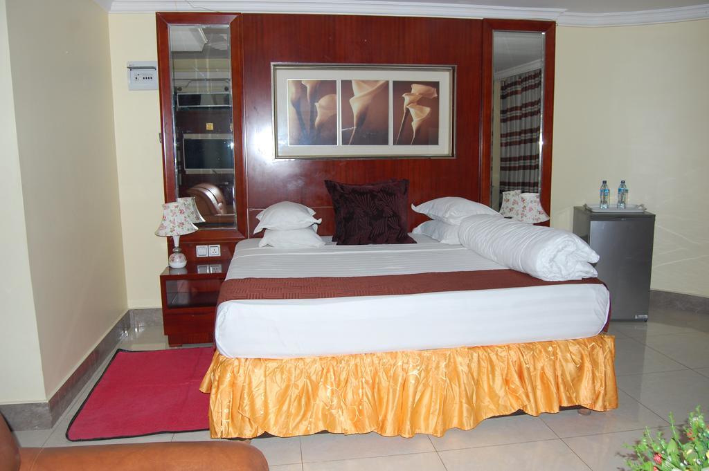 Donsuite Hotel Dar es Salaam Zewnętrze zdjęcie