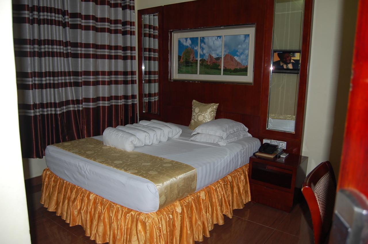 Donsuite Hotel Dar es Salaam Zewnętrze zdjęcie