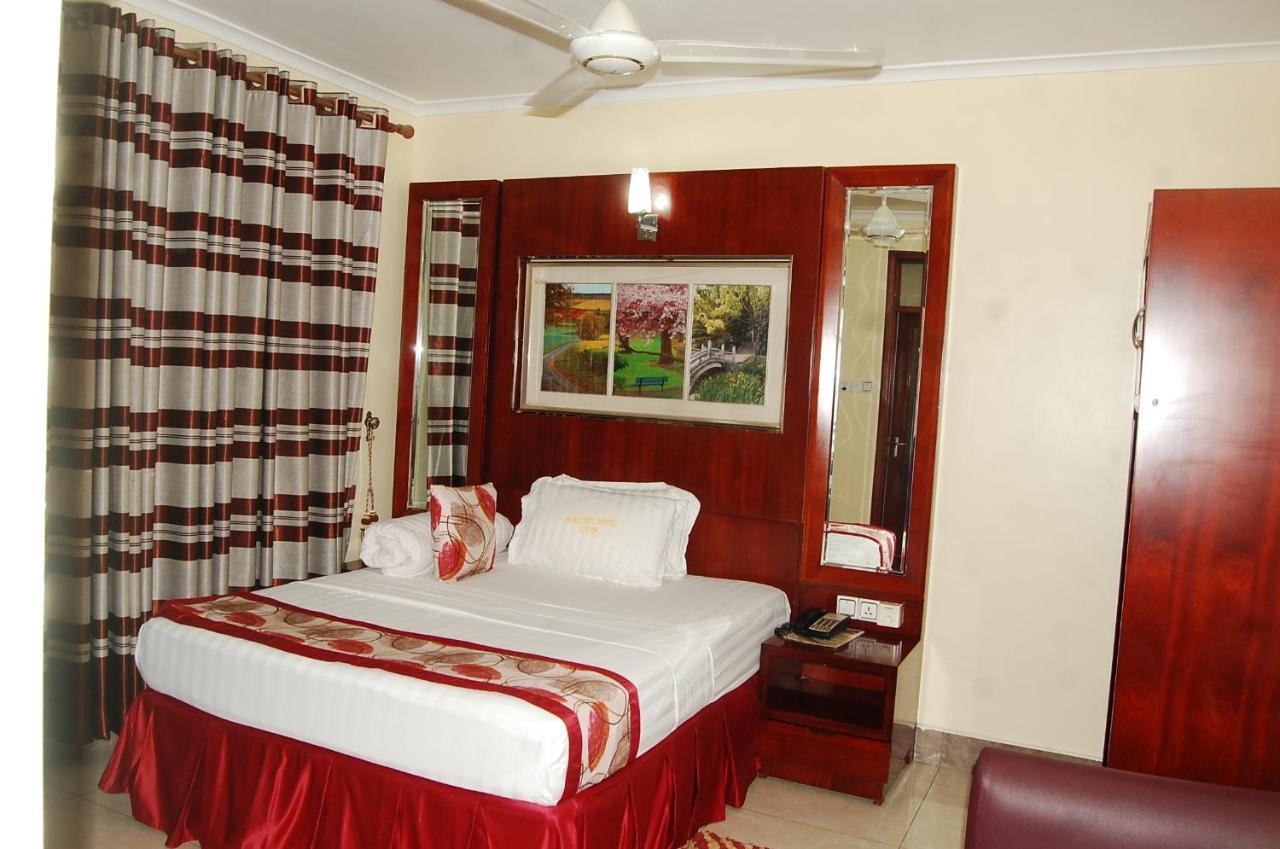 Donsuite Hotel Dar es Salaam Zewnętrze zdjęcie